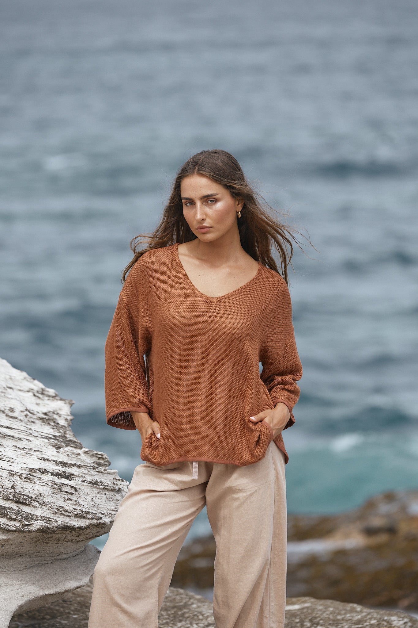 Carbon: Estelle V Neck Hessian Top Long Sleeve